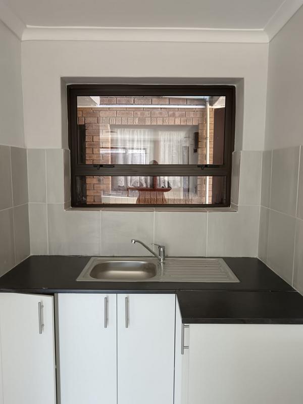 To Let 2 Bedroom Property for Rent in Windsor Park Western Cape